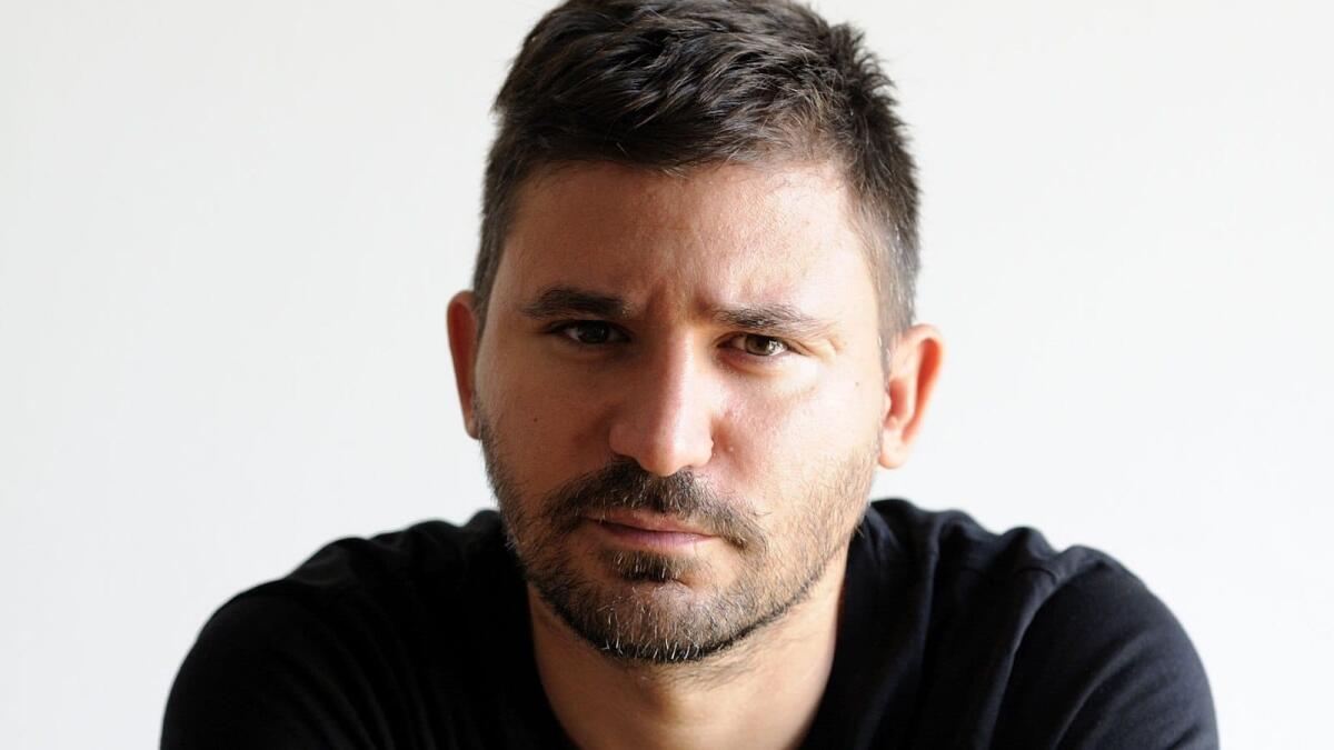 Musica e scienza nello studio del chitarrista petilino Renato Caruso - 