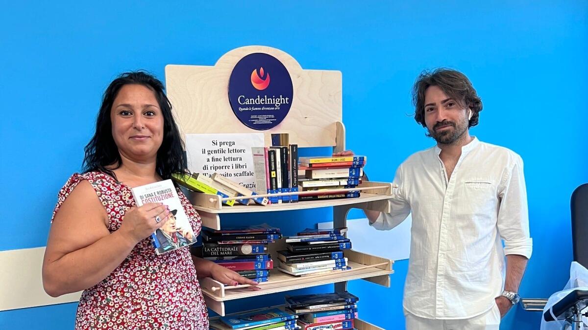 Crotone - Una libreria nel reparto di Microcitemia del San Giovanni di Dio - 