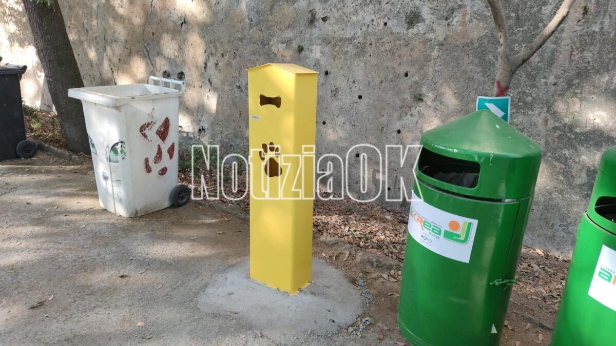 Crotone - Per gli amici animali arrivano i nuovi raccoglitori delle deiezioni - 