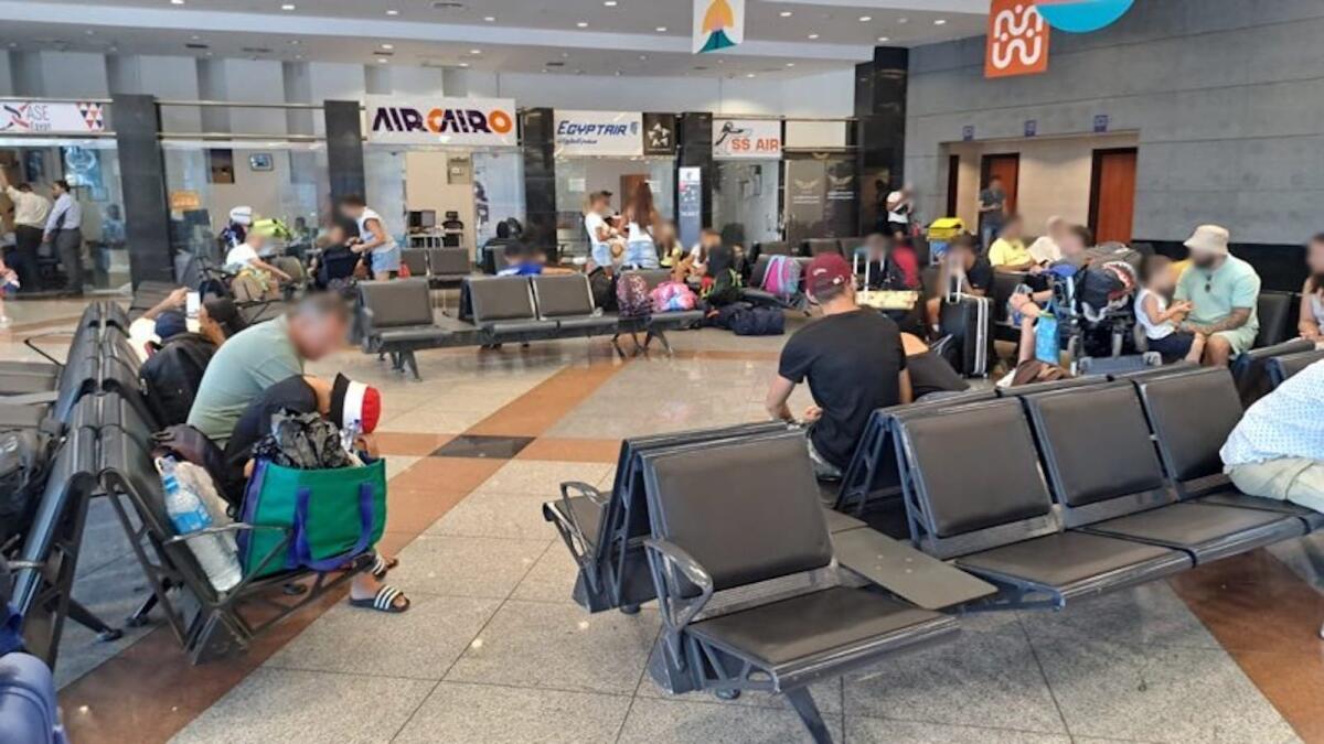 Crotonesi a Sharm - Una vacanza trasformata in un'odissea -