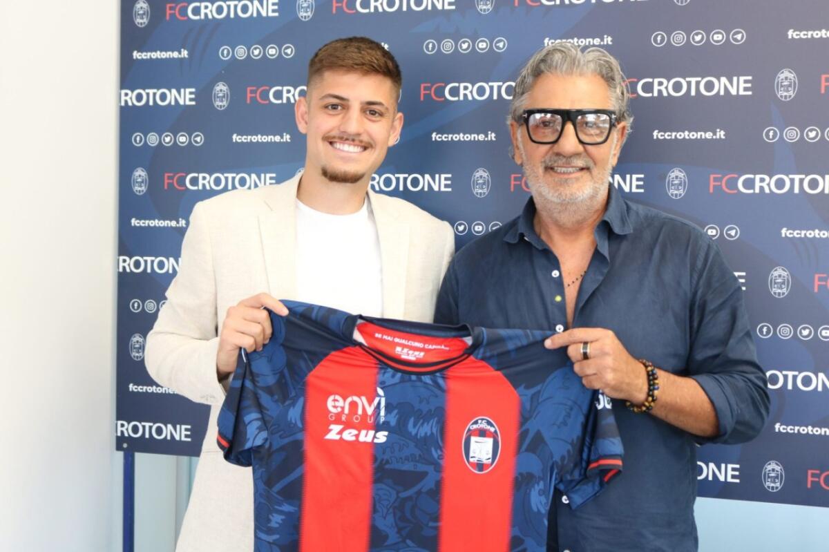 Calciomercato | Crotone, adesso è ufficiale: Lucas Felippe è un calciatore rossoblù - 