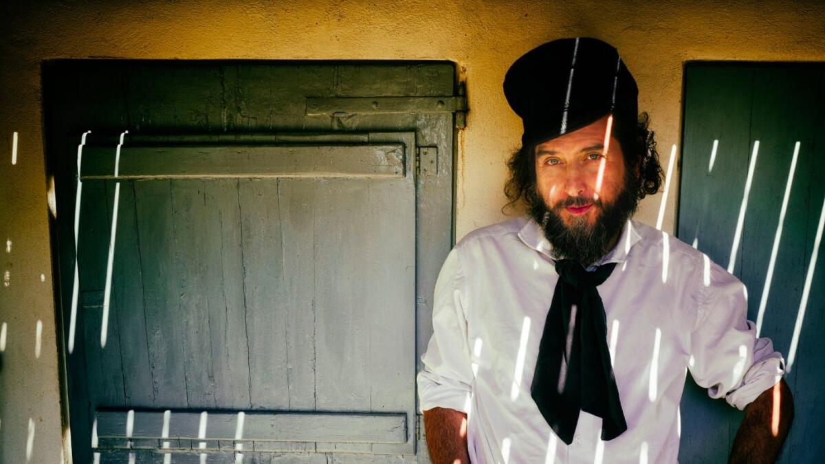 Vinicio Capossela sceglie la Calabria per presentare il suo ultimo lavoro - 