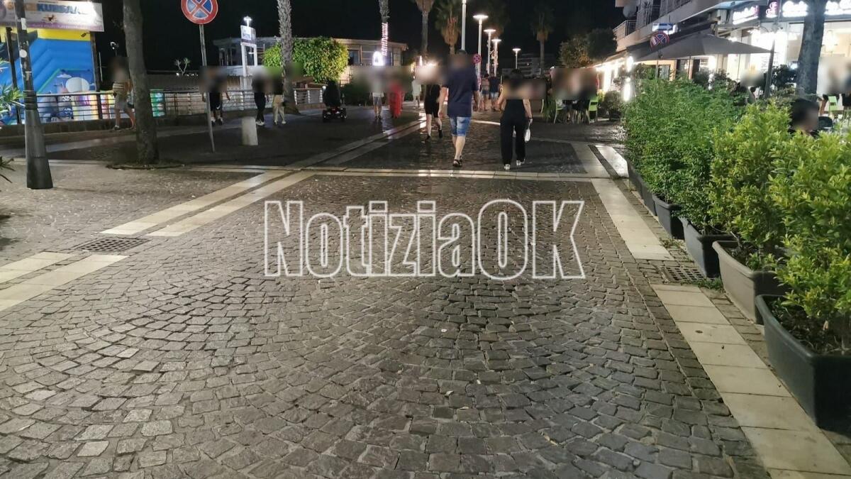 Crotone - Il lungomare abbandonato cerca ristoro nei concerti - 