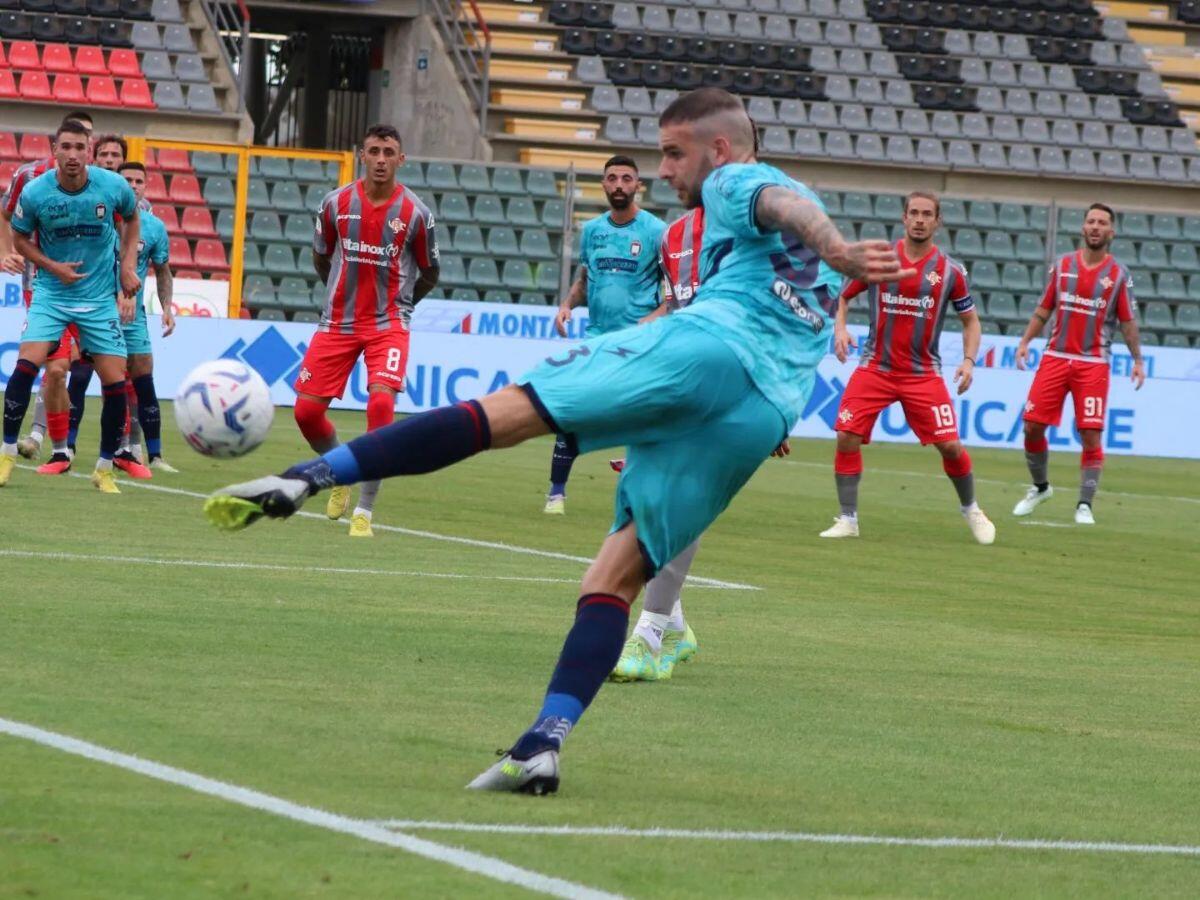 Coppa Italia | #CremoneseCrotone 3-1: Un buon Crotone viene eliminato ai supplementari - 
