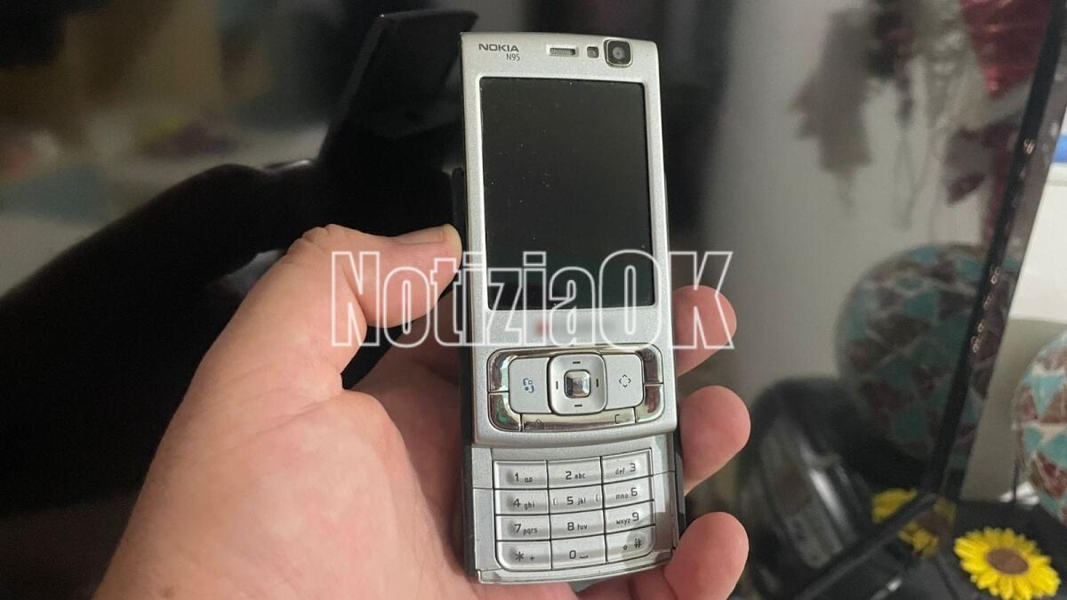 Piccola riscossa dei 'feature phone', i telefoni più basici - 