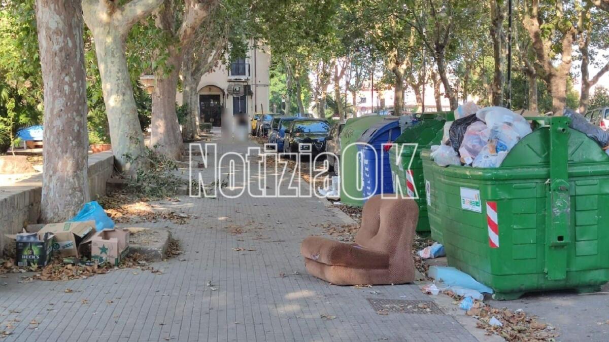 Crotone - Viale Regina Margherita tra movida e i soliti problemi - 