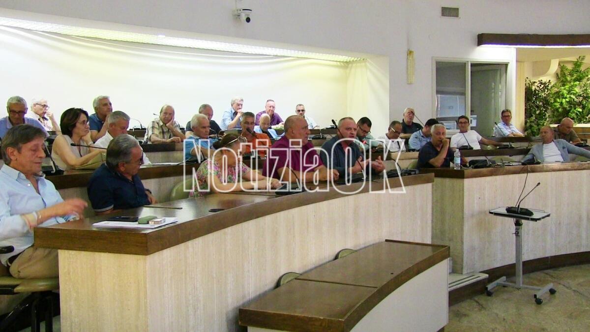 Sanità - I sindaci del crotonese: "Non abbiamo nessun contatto con l'Asp, mancano le Guardie Mediche" - 