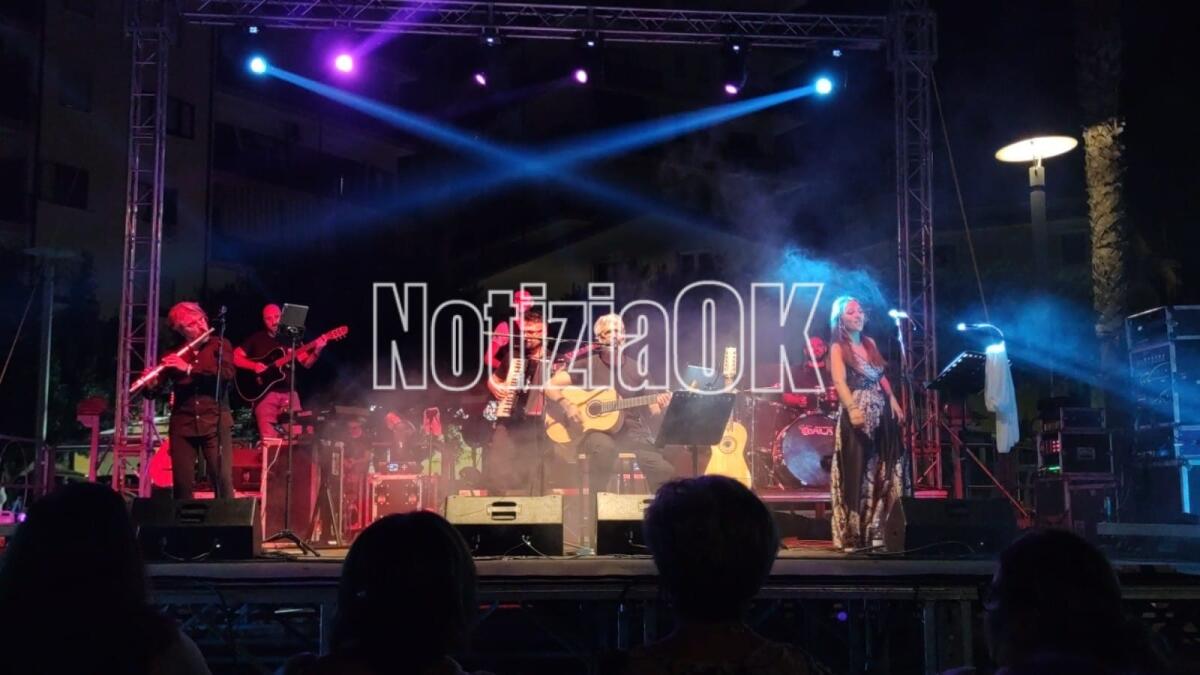 (Video) Gli Hantura fanno ballare i crotonesi: serata di successo sul lungomare - 
