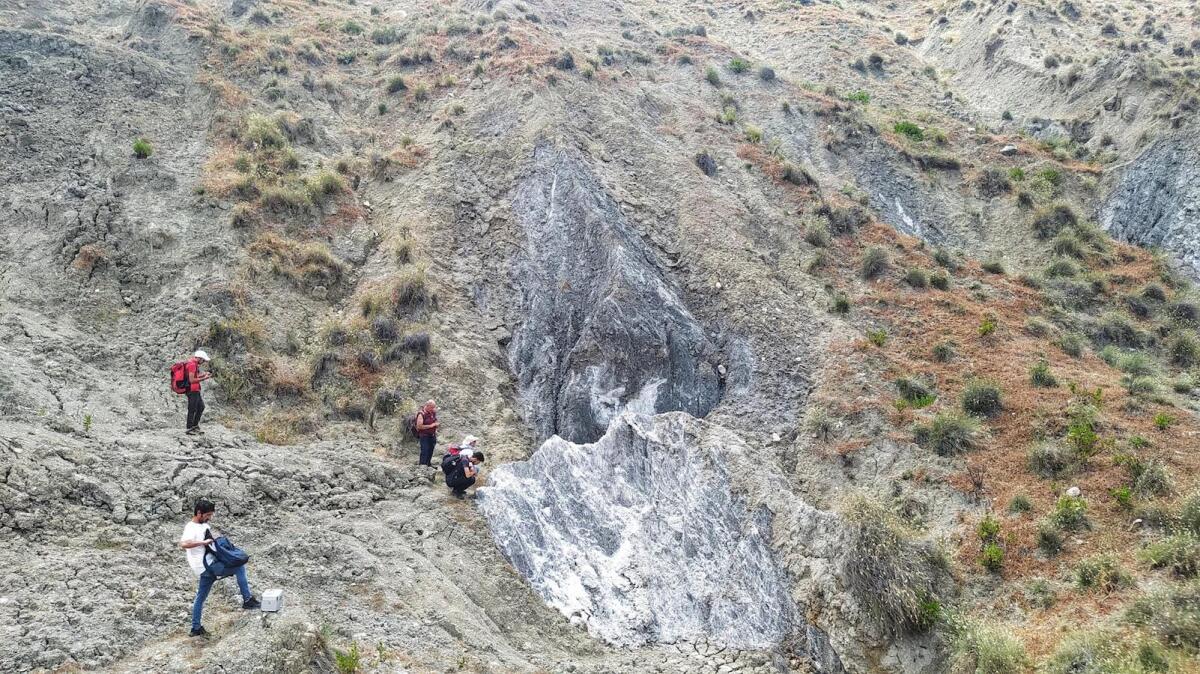 Casabona - Alla scoperta dei Diapiri salini di Zinga, sito di importanza internazionale - 