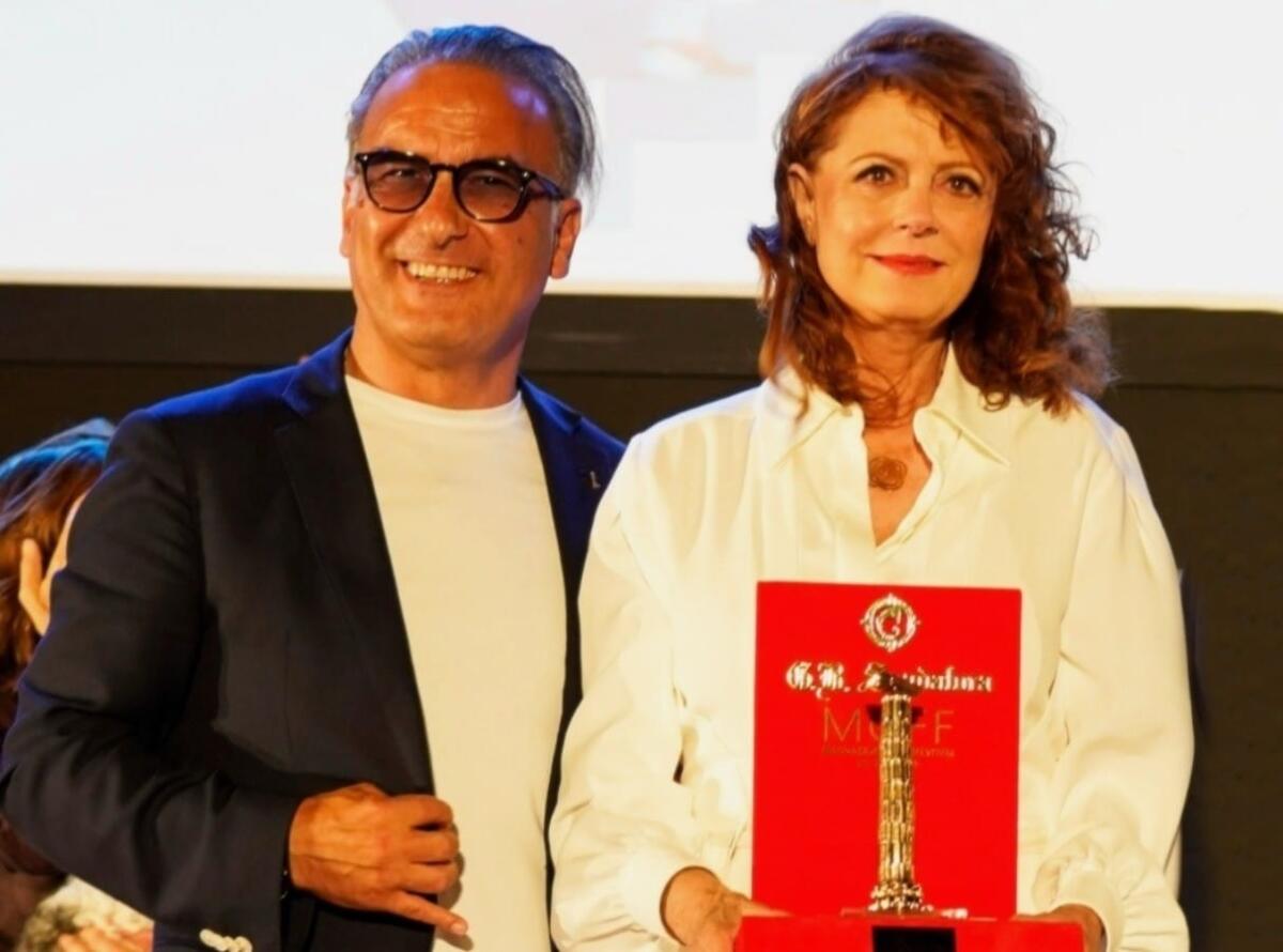 Magna Grecia Film Festival: Peppe Spadafora premia Susan Sarandon - 