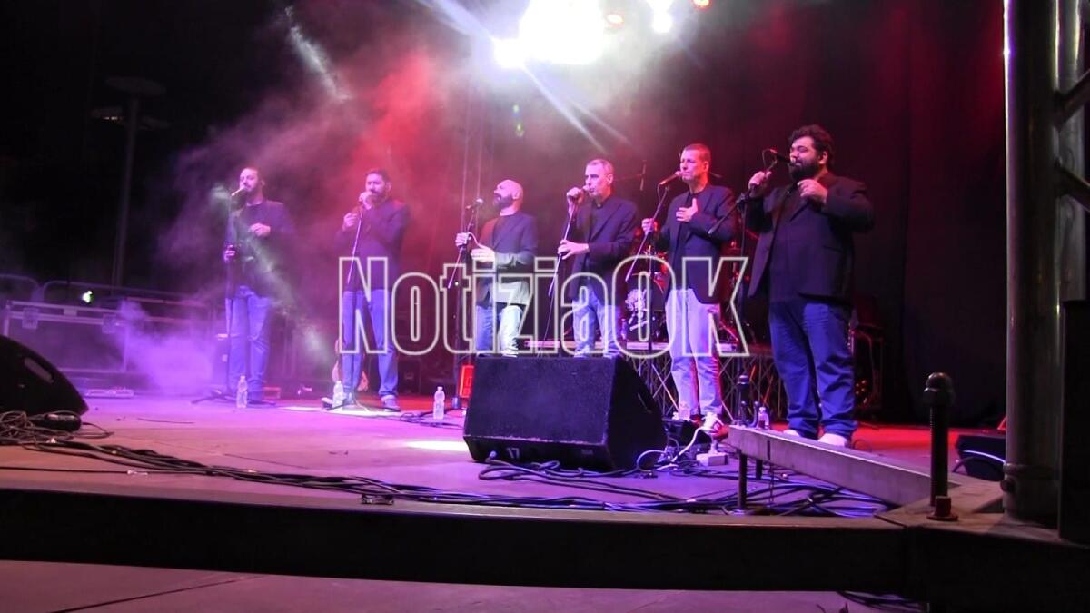 (VIDEO) Crotone - Successo di pubblico per i Neri per caso e Santino Cardamone - 