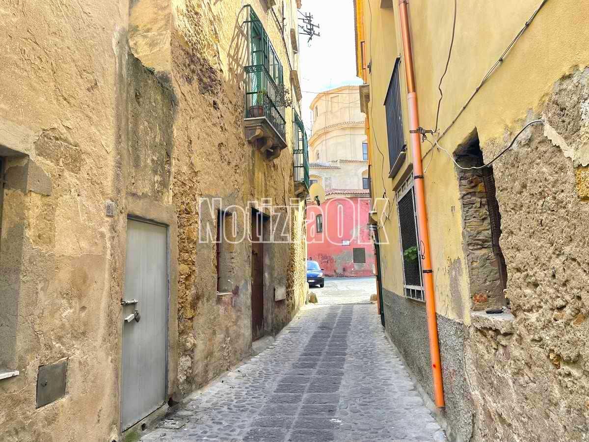 Crotone, città di storia, natura e bellezza: ecco alcuni degli elementi caratteristici - 