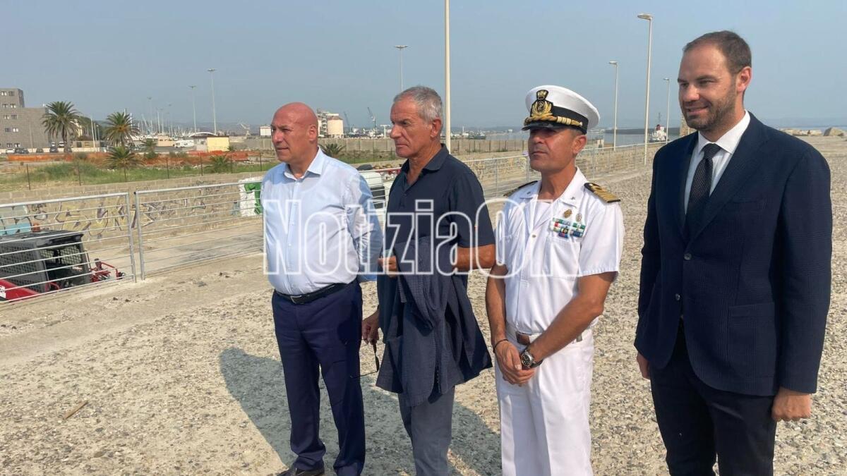 Crotone - Completata la caratterizzazione dell'ex Area Sensi: i dati non sono preoccupanti - Vincenzo Voce, Andrea Agostinelli, Domenico Morelli, Alessandro Guerri