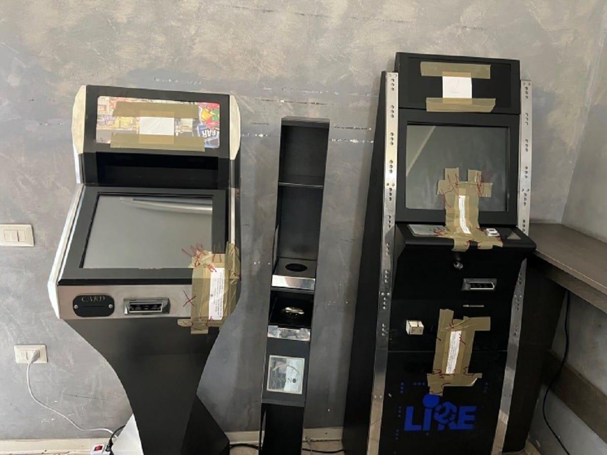 Isola di Capo Rizzuto, controllo ad un bar, sequestrati due congegni elettronici, applicate sanzioni - 