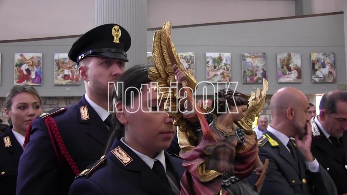 La Questura di Crotone festeggia il Patrono San Michele: "Il male va combattuto decidendo da che parte stare" - 