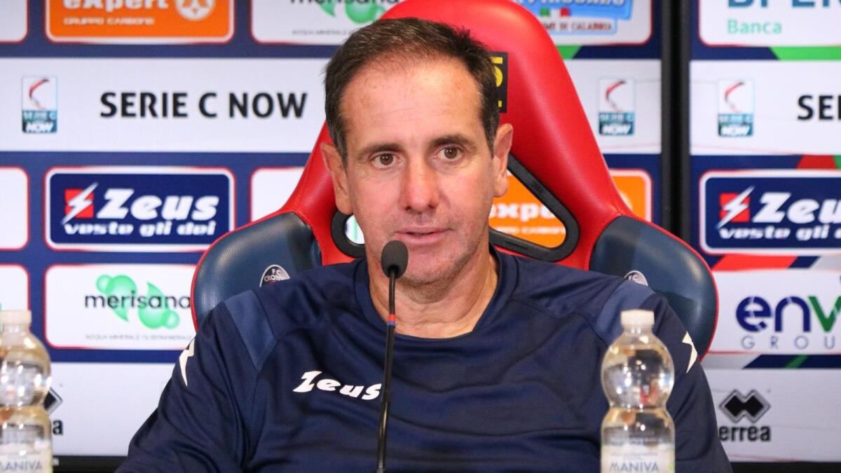 #CrotoneSorrento | Mister Zauli: "La contestazione dei tifosi deve diventare la carica per la partita successiva" - 