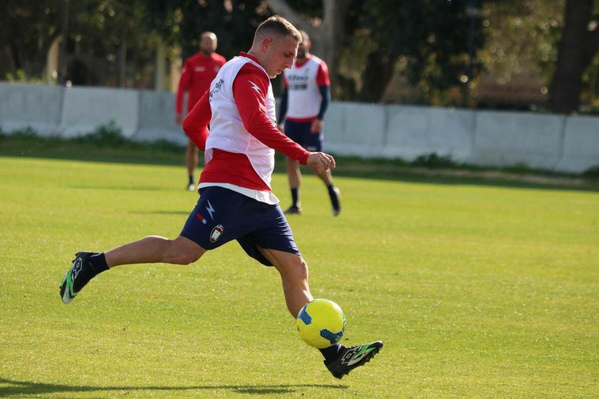 Serie C | Crotone, c'è il ritorno di D'Errico: ecco quando potrà scendere in campo - 