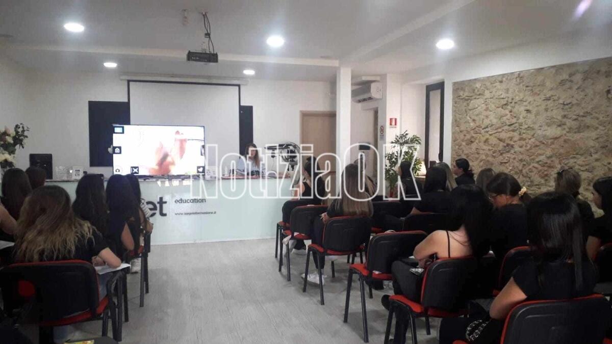 Crotone - Target diventa Accademia. Iniziano i corsi con Mangrè ProfessioNails - 