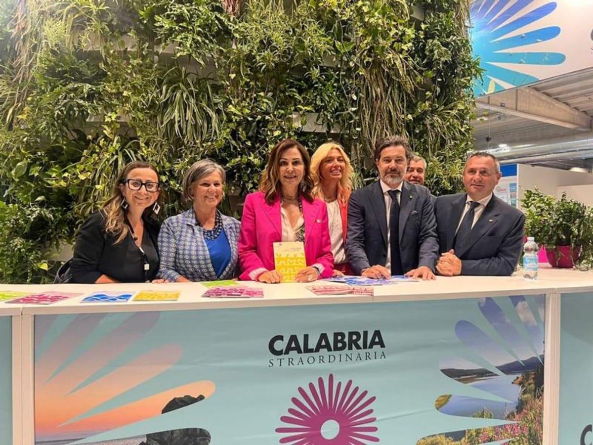 Salone del Camper di Parma: inaugurato lo stand di Calabria Straordinaria - 