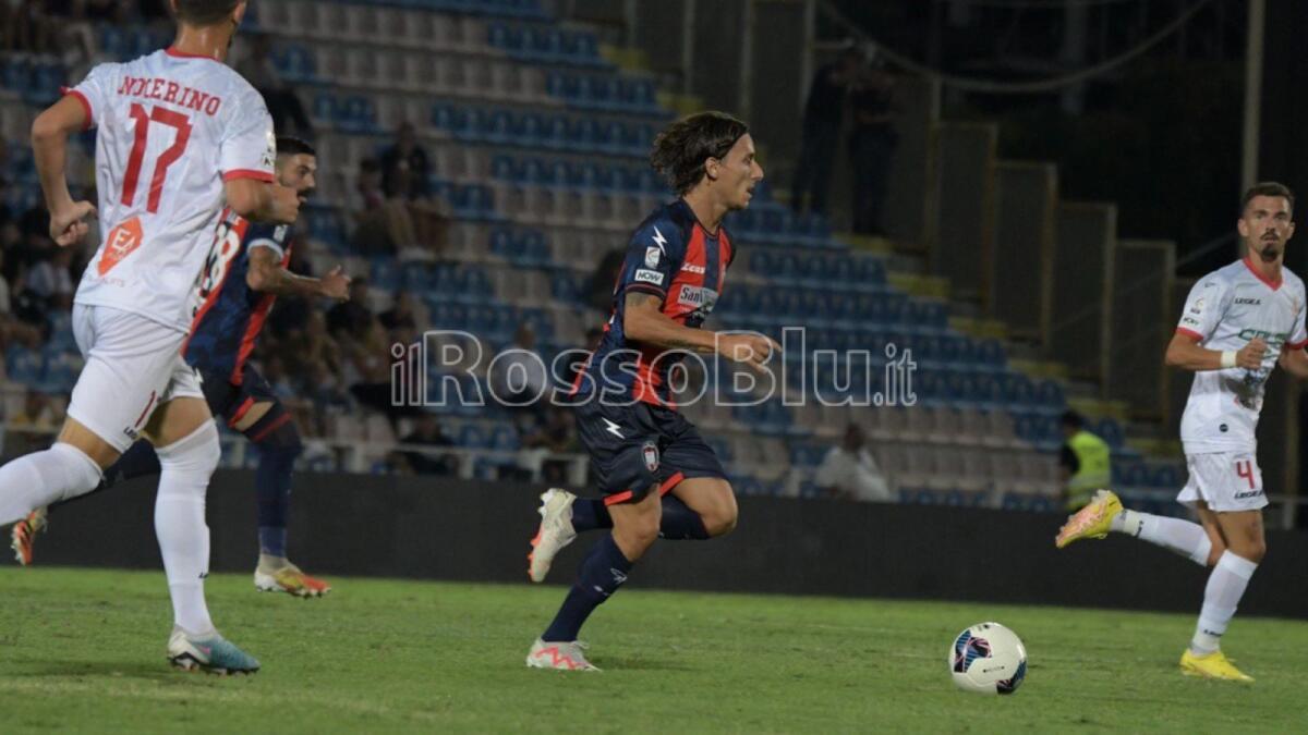 #FrancavillaCrotone 3-1 | Petriccione: "Gli episodi ci hanno condannato" - 