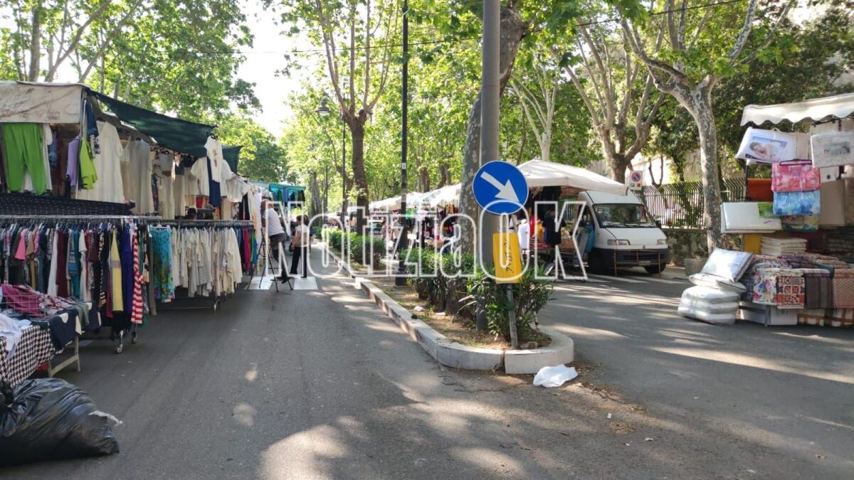 Crotone, oggi il tradizionale mercato del primo giovedì del mese - 