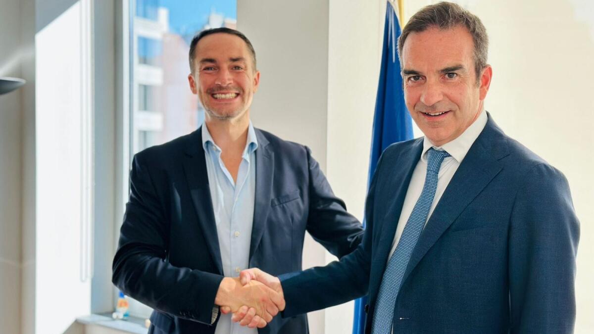 Aeroporti - Occhiuto incontra Ryanair, presto novità per Reggio, Crotone e Lamezia - 