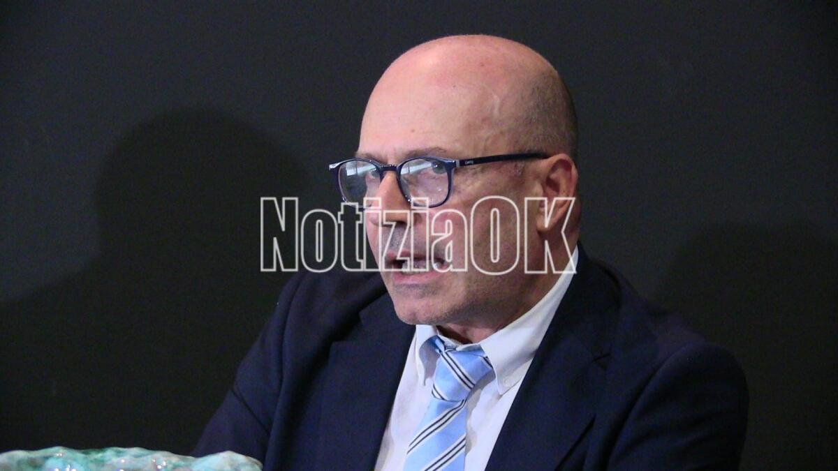 Crotone - I totem della discordia: l'assessore alla Cultura replica al consigliere Arcuri - 