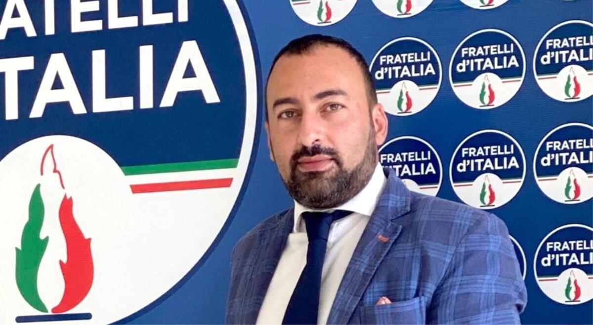 Dimensionamento scolastico - FdI: «Ferrari progetti un istituto tecnico su Isola di Capo Rizzuto» - 