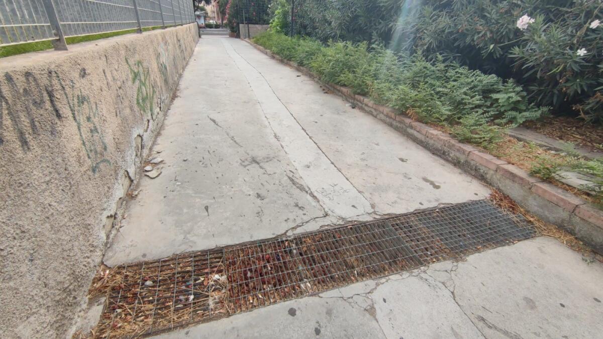 Nei quartieri di Crotone: Corso Mazzini, se arriva il maltempo... ritorna la “piscina”? - 