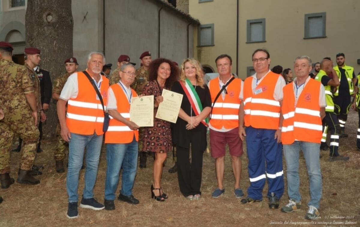 Nuovo riconoscimento per il Cav. Uff. Giuseppe Guarino e i volontari dell'Arces Viadana Odv - 