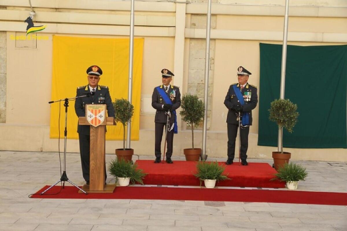 Guardia di Finanza: il generale D'Alfonso è il nuovo comandante regionale Calabria - 