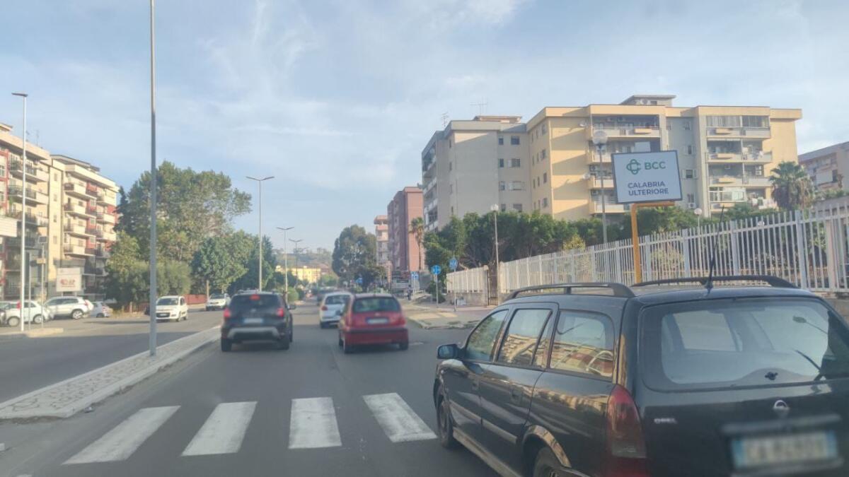 Crotone, scuola: altro giorno, altre lunghe code - 