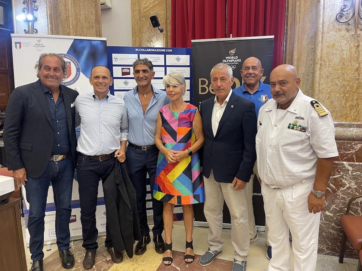 Dalla Calabria alla Sicilia a nuoto, oggi la sfida di Novella Calligaris nello Stretto - 