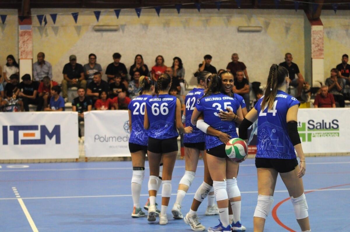 Pallavolo, Poseidon Crotone: prima trasferta poco fortunata per le ragazze di Asteriti - 