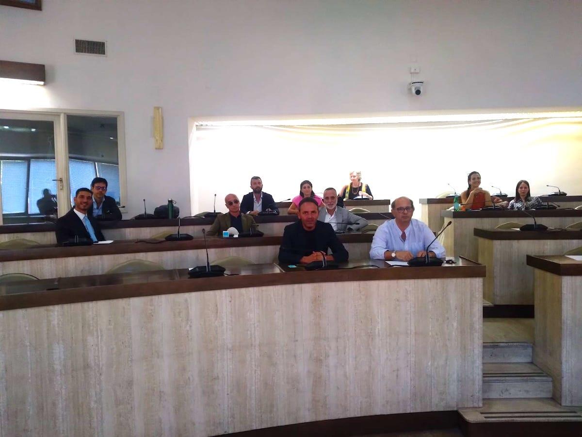 Crotone - Maggioranza assente: "l'esame" di Voce rimandato a domani - 