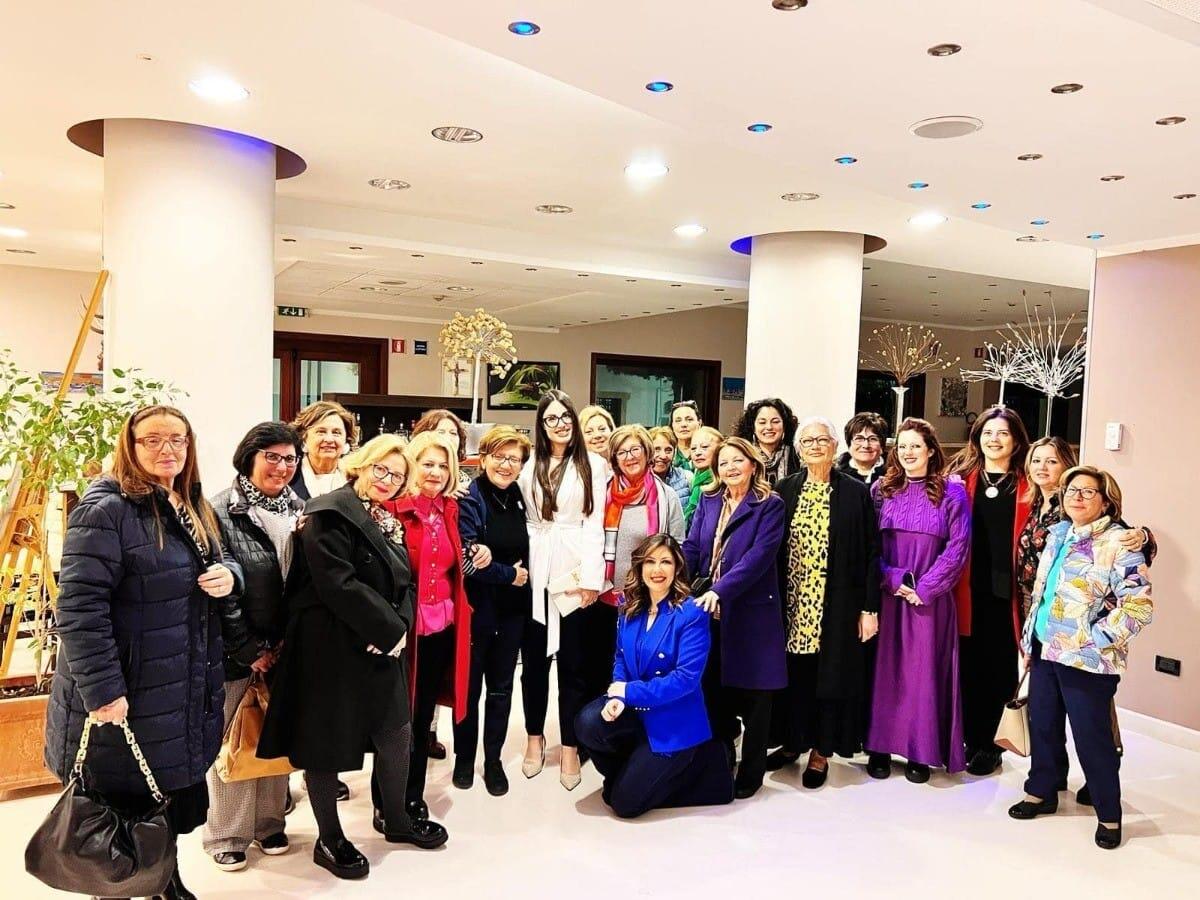 Crotone - Con il Soroptimist club "Centro storico cardioprotetto" - 