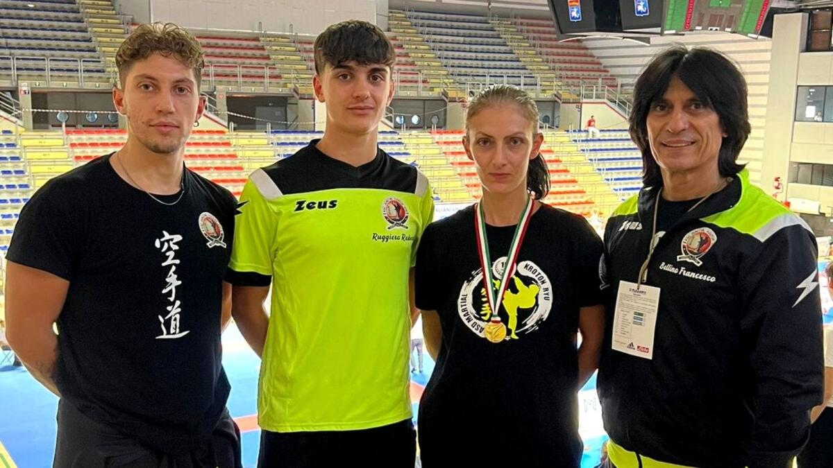 Karate - Clara Nino dopo 19 anni torna sul Dojo e stravince - Tec Carlo Bellino, Atl Roberto Ruggiero, Atl Clara Nino, M° Francesco Bellino