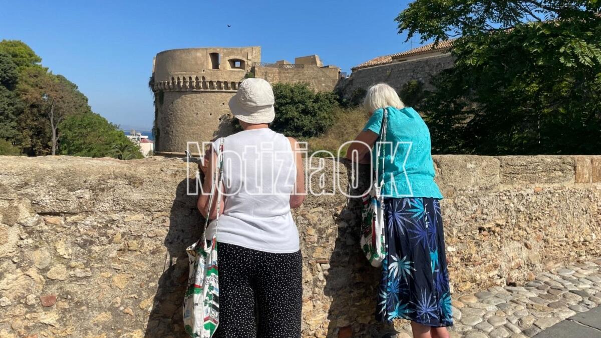 Crotone - Nuovi orari di accesso al Castello Carlo V: aperto anche di domenica - 