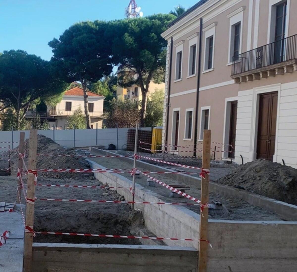 Crotone, i reperti rinvenuti al Teatro Comunale non sono di interesse archeologico - 