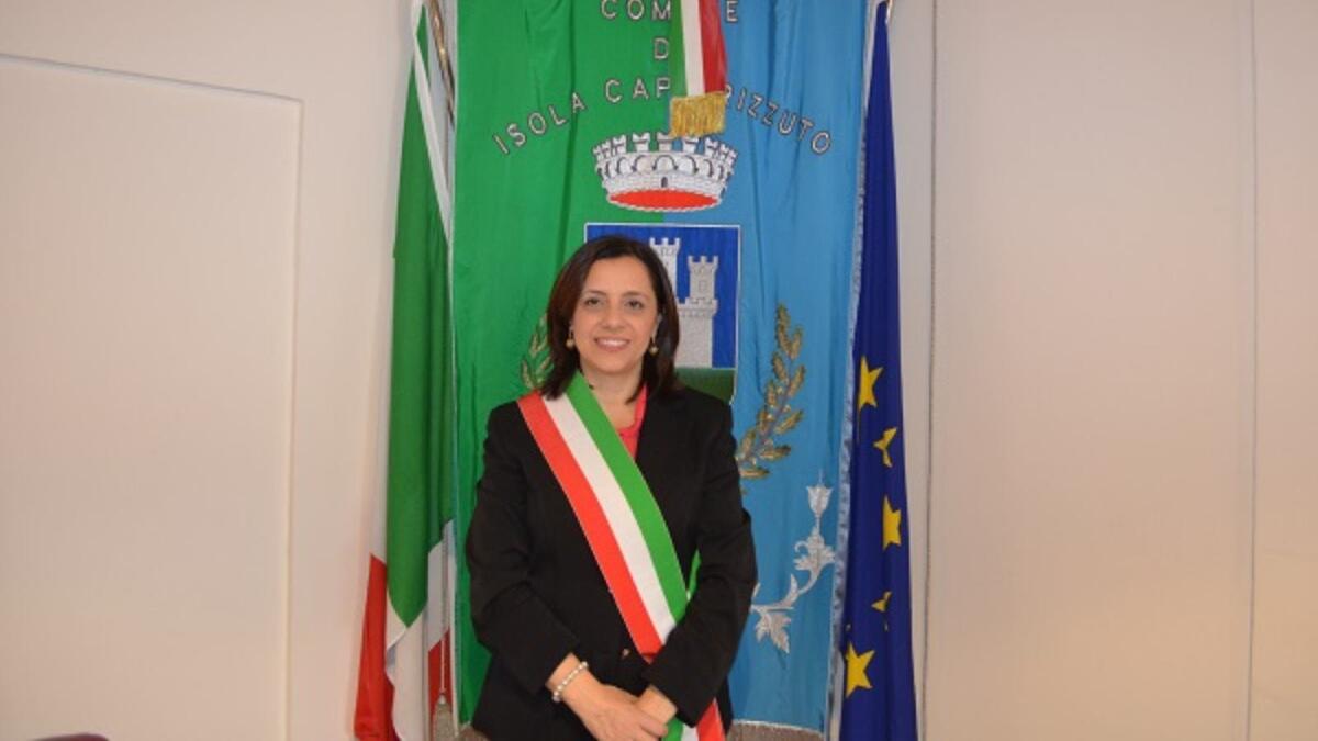 Isola di Capo Rizzuto, la sindaca: "Illazioni mirate alla propaganda politica da parte del centrodestra" - 