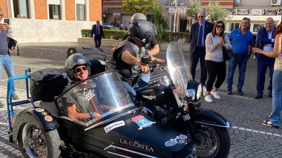 Crotone - Piero Vrenna in giro per l'Italia raccontando le abilità diverse - 