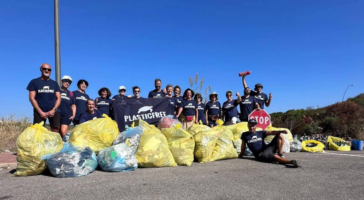 Plastic Free Calabria: un weekend tra sacchetti e rifiuti - 
