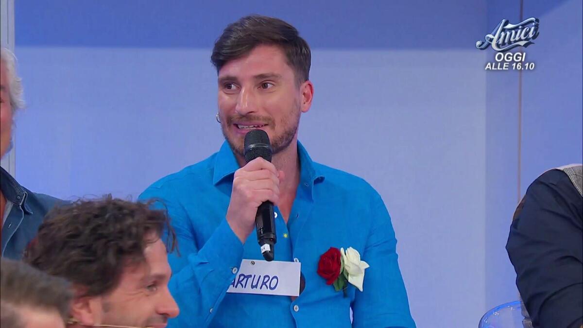 Un volto crotonese nella trasmissione "Uomini e donne" - 