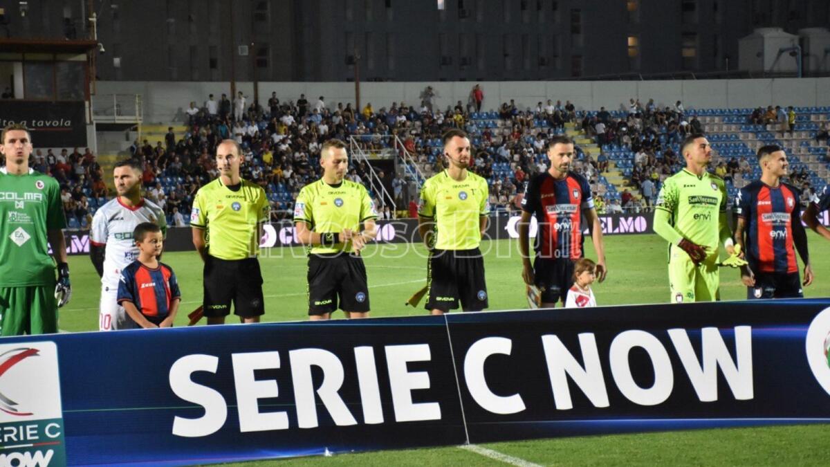 #GiuglianoCrotone | Arbitra Costanza, ha già un precedente con gli squali - 