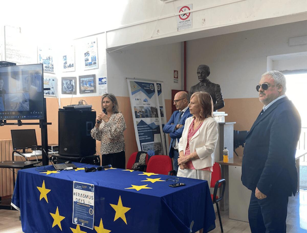 Crotone - L'istituto Ciliberto-Lucifero agli Erasmus days 2023 - 