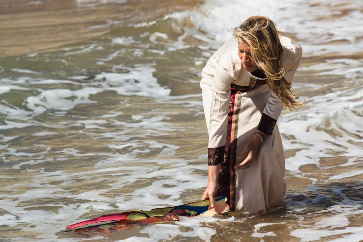 Cutro, un ricordo ancora vivo: Sara Zanin racconta il dolore e la sperza - 