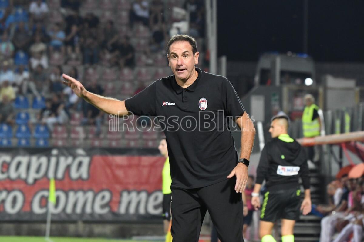 #TarantoCrotone | È tempo di derby Ionico, una sfida a tinte rossoblù - 