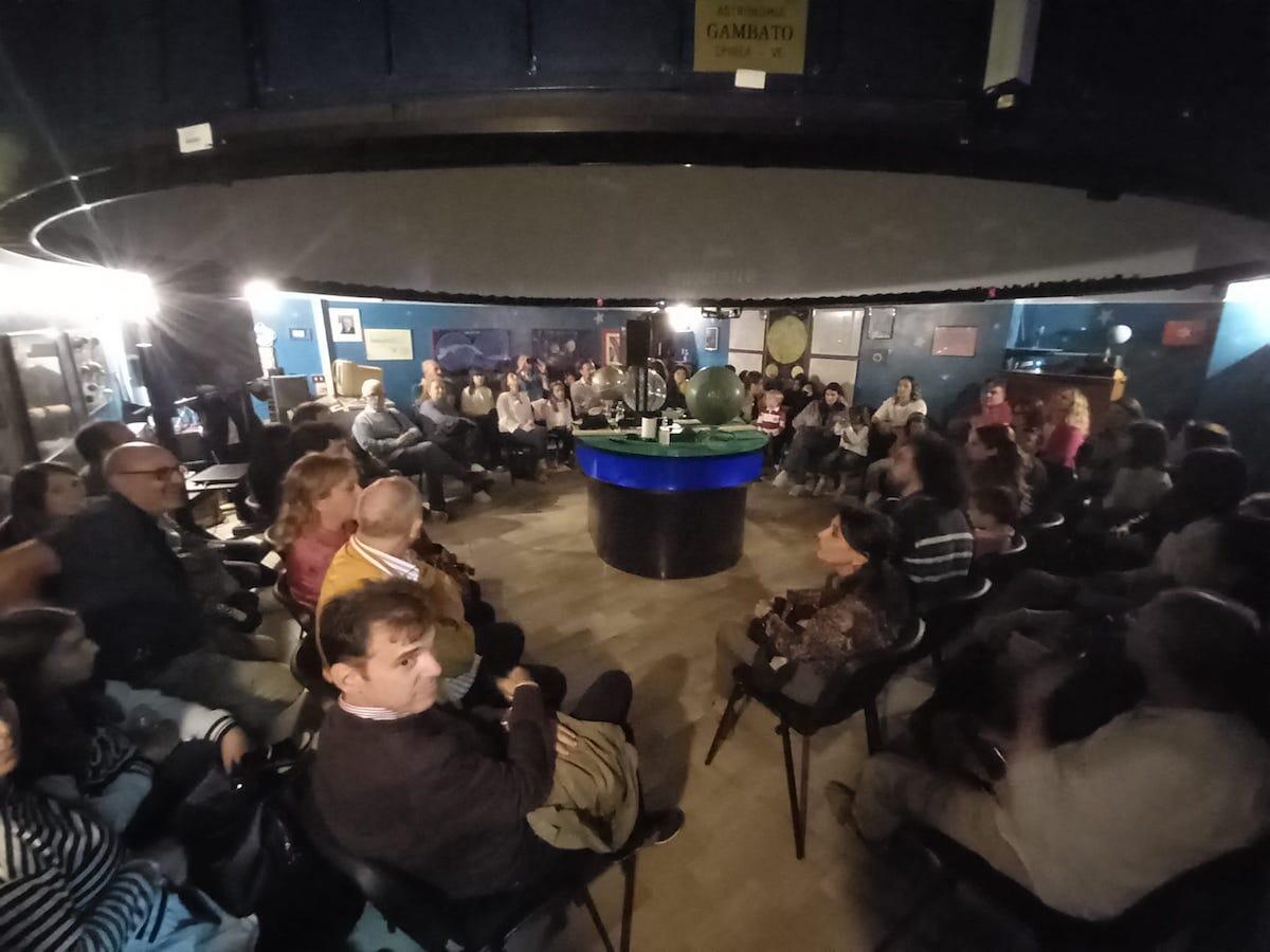 Crotone - Al Nautico la "Notte internazionale dell'osservazione della Luna" - 