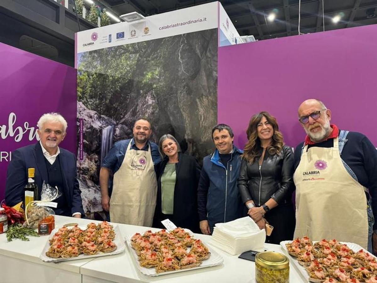 "Golosaria Milano 2023", la Calabria innova e mostra le regioni per cui visitarla - 