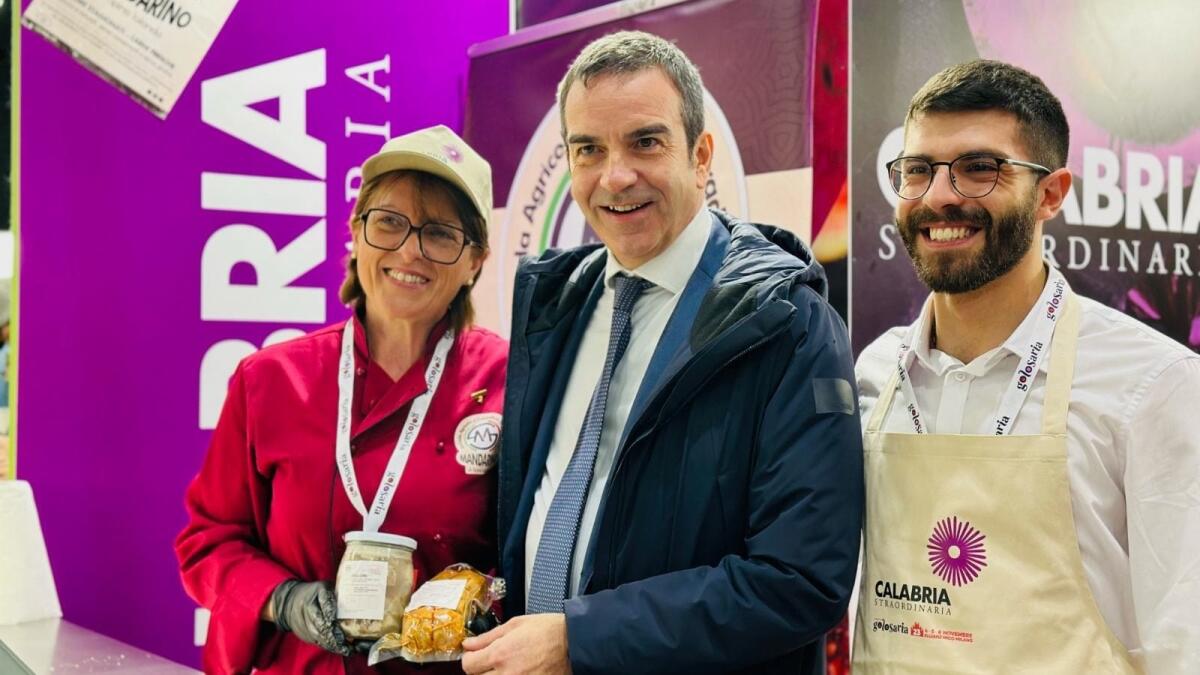Occhiuto inaugura “Golosaria Milano 2023”: “L’enogastronomia di qualità fiore all’occhiello della Calabria” - 